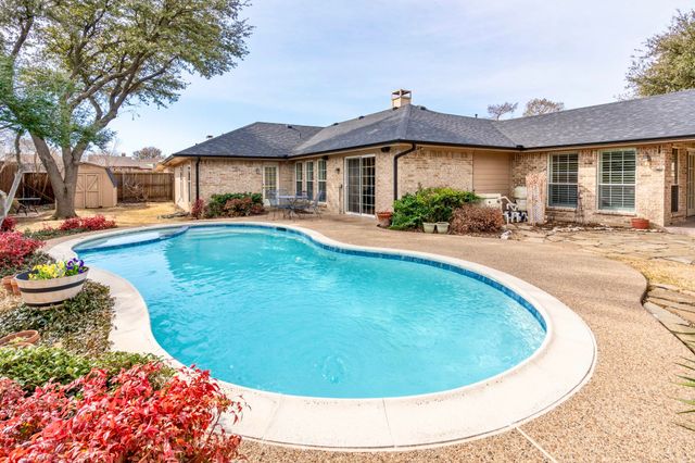 2230 Cedarbrush Drive, Carrollton, TX 75006