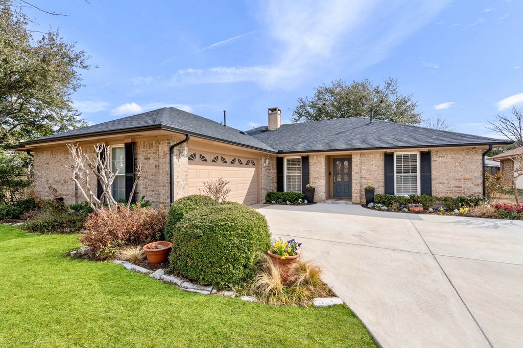2230 Cedarbrush Drive, Carrollton, TX 75006