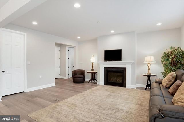 151 MOOREFIELD STREET, Mechanicsburg, PA 17055