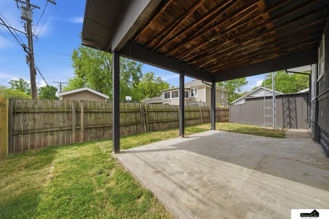 3115 F Street, Lincoln, NE 68510