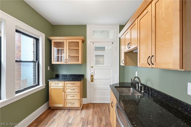 2473 Overlook Road 4, Cleveland Heights, OH 44106