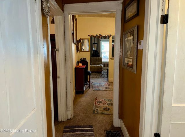 631 S 43rd St, Louisville, KY 40211