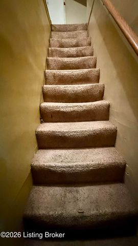 631 S 43rd St, Louisville, KY 40211