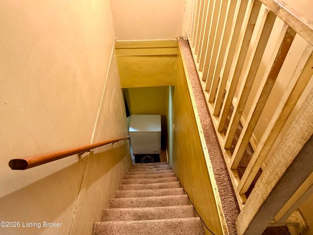 631 S 43rd St, Louisville, KY 40211