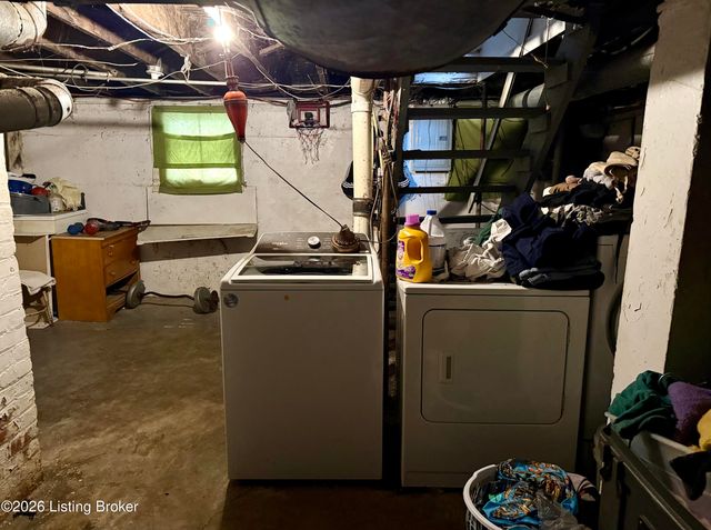 631 S 43rd St, Louisville, KY 40211