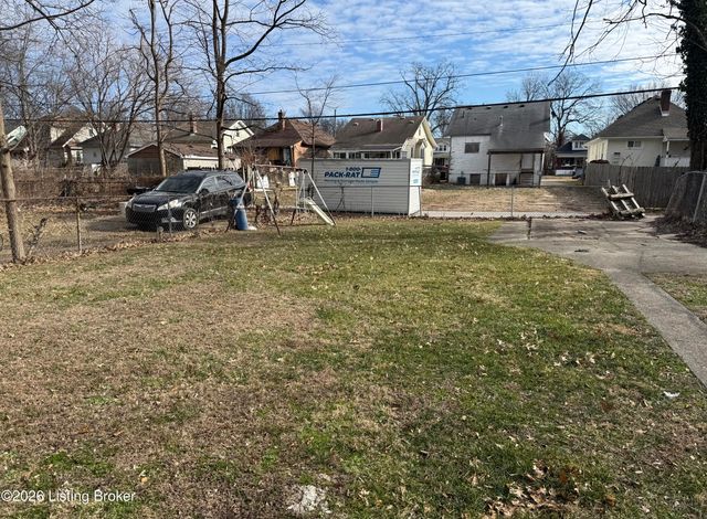 631 S 43rd St, Louisville, KY 40211