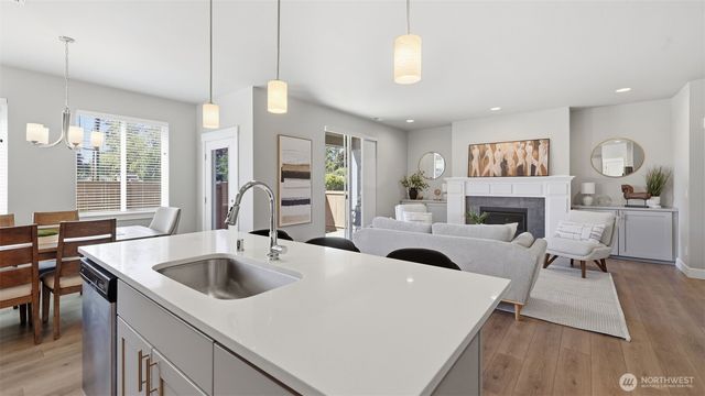 12303 SE 271st Place, Kent, WA 98030