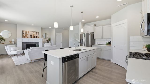 12303 SE 271st Place, Kent, WA 98030