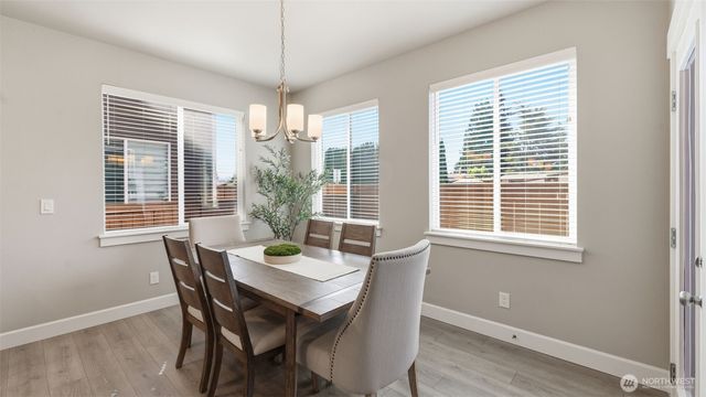 12303 SE 271st Place, Kent, WA 98030