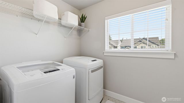 12303 SE 271st Place, Kent, WA 98030