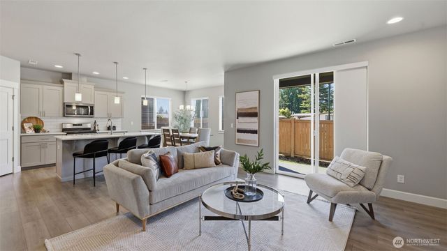 12303 SE 271st Place, Kent, WA 98030
