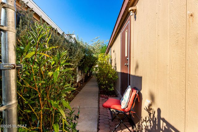 31 W 32nd Street, Tucson, AZ 85713