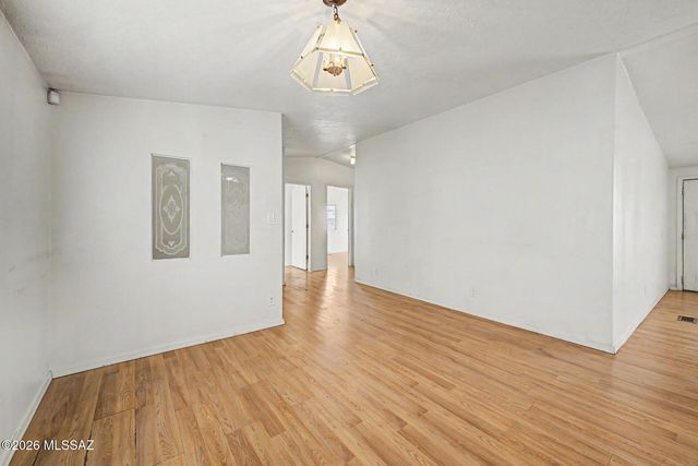 31 W 32nd Street, Tucson, AZ 85713
