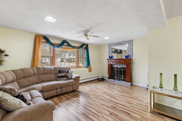 33 Arlene Ave, Wilmington, MA 01887