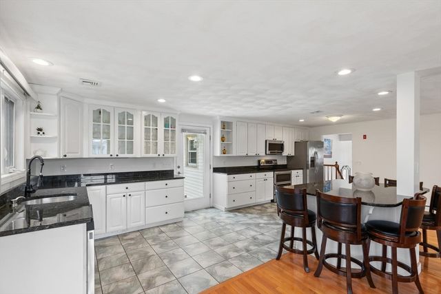 33 Arlene Ave, Wilmington, MA 01887