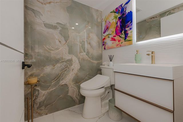 17375 Collins Avenue 1601, Sunny Isles Beach, FL 33160
