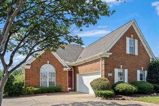 5524 FOUNTAIN BAY DR, Memphis, TN 38120
