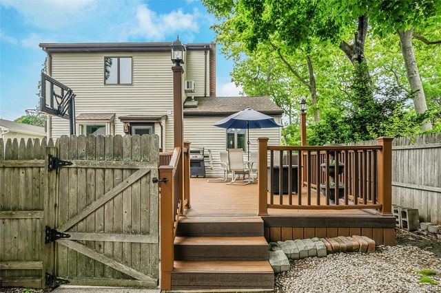 1333 Boston Avenue, Bay Shore, NY 11706