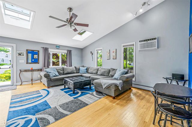 1333 Boston Avenue, Bay Shore, NY 11706