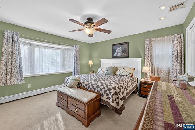 182 Yawpo Avenue, Oakland, NJ 07436