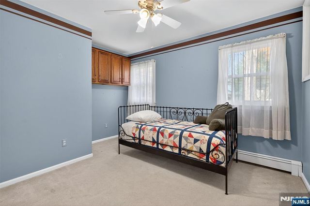 182 Yawpo Avenue, Oakland, NJ 07436