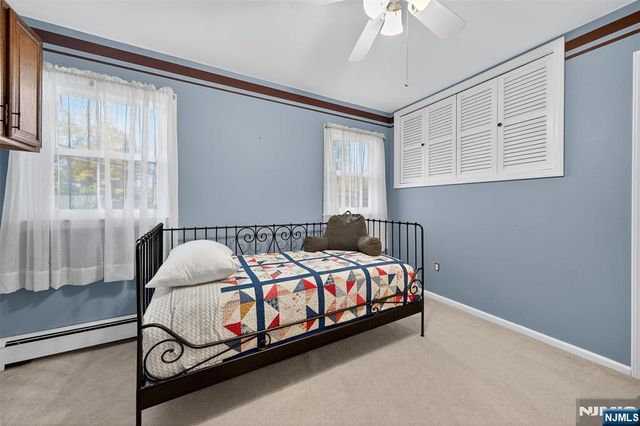 182 Yawpo Avenue, Oakland, NJ 07436