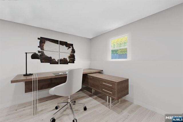 182 Yawpo Avenue, Oakland, NJ 07436