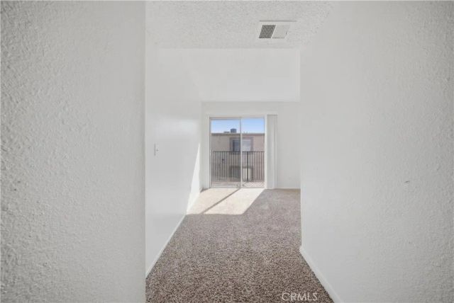 38710 10th East, Palmdale, CA 93550