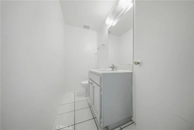 38710 10th East, Palmdale, CA 93550