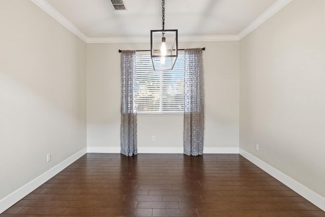 3300 Fetereia Dr, Modesto, CA 95355