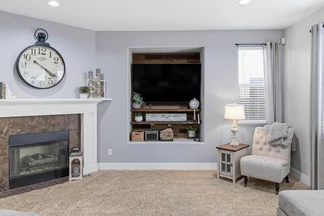 3300 Fetereia Dr, Modesto, CA 95355