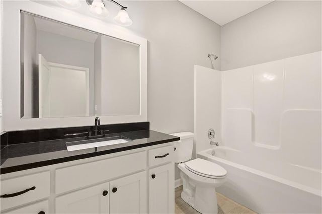 2209 Greenfield Court, Kearney, MO 64060