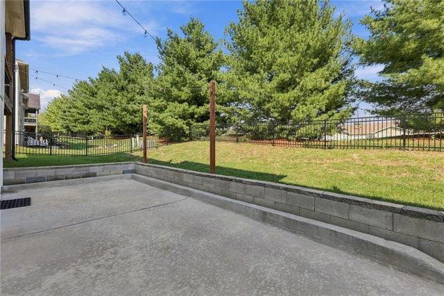 2209 Greenfield Court, Kearney, MO 64060