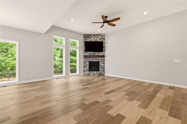 2209 Greenfield Court, Kearney, MO 64060