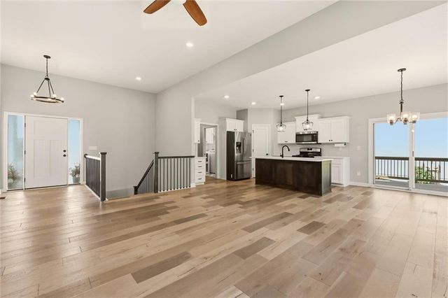 2209 Greenfield Court, Kearney, MO 64060