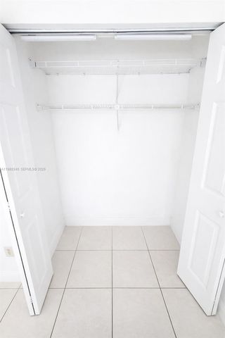 2530 W 67th Pl 12-29, Hialeah, FL 33016