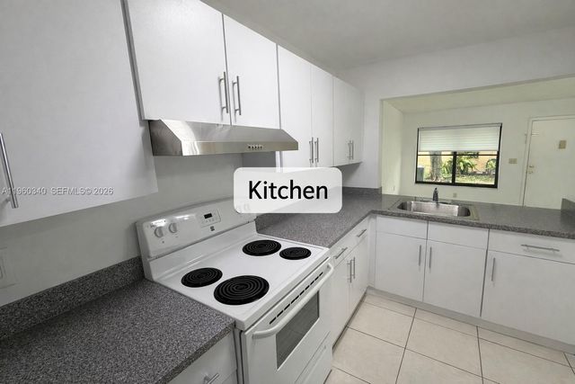 2530 W 67th Pl 12-29, Hialeah, FL 33016