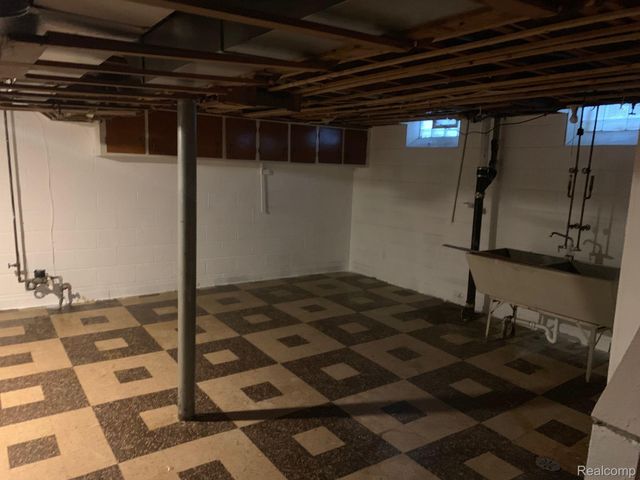 15825 BRINGARD Drive, Detroit, MI 48205