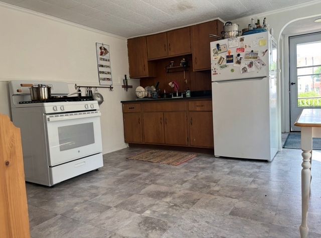 18 Tremont St. 3, Cambridge, MA 02139