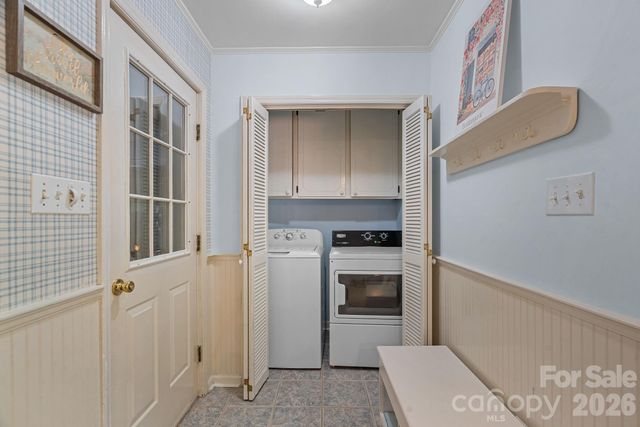 2099 Rock Springs Circle, Denver, NC 28037