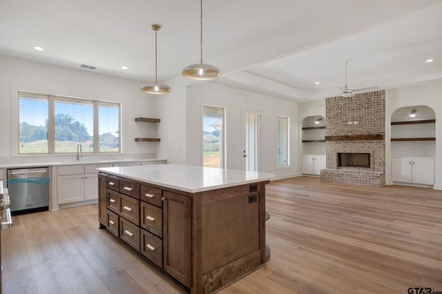 15543 County Rd 1261, Flint, TX 75762