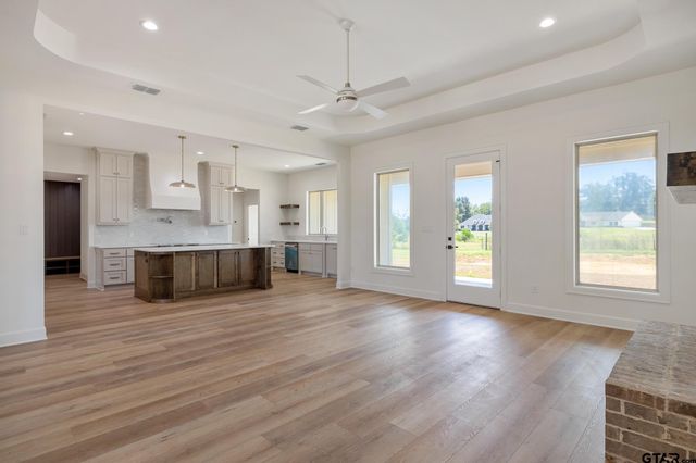 15543 County Rd 1261, Flint, TX 75762