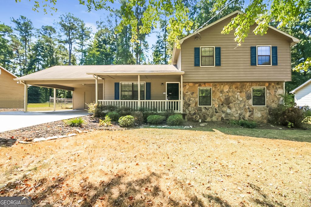 105 Shannon Chase Way, Fairburn, GA 30213