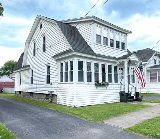 127 South 4th Avenue, German Flatts, NY 13357
