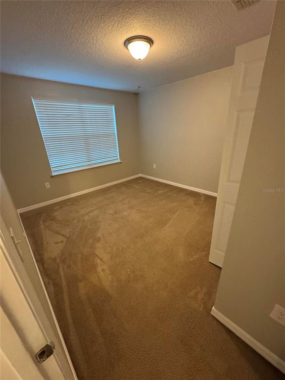 Image 28 of property listing at 11938 SILVERLAKE PARK DRIVE, Windermere, FL 34786