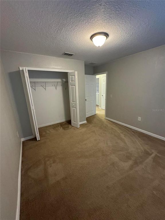Image 29 of property listing at 11938 SILVERLAKE PARK DRIVE, Windermere, FL 34786