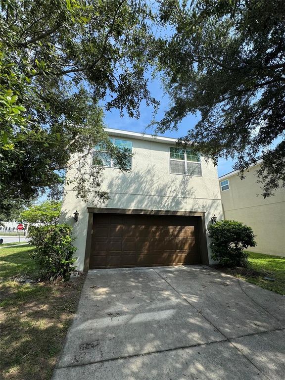 Image 40 of property listing at 11938 SILVERLAKE PARK DRIVE, Windermere, FL 34786