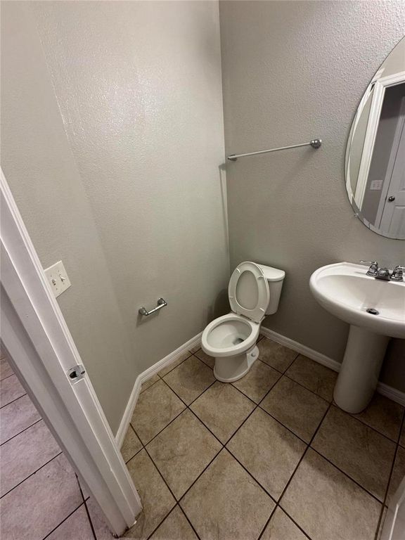 Image 6 of property listing at 11938 SILVERLAKE PARK DRIVE, Windermere, FL 34786
