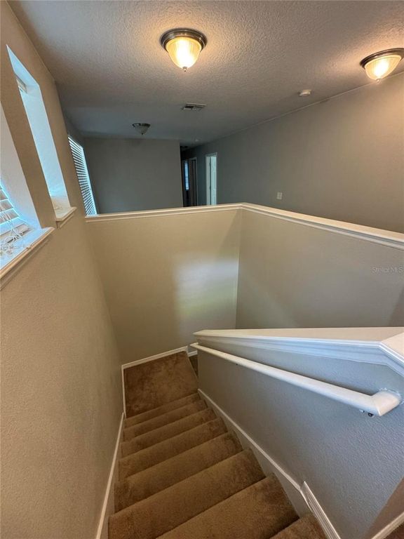 Image 10 of property listing at 11938 SILVERLAKE PARK DRIVE, Windermere, FL 34786
