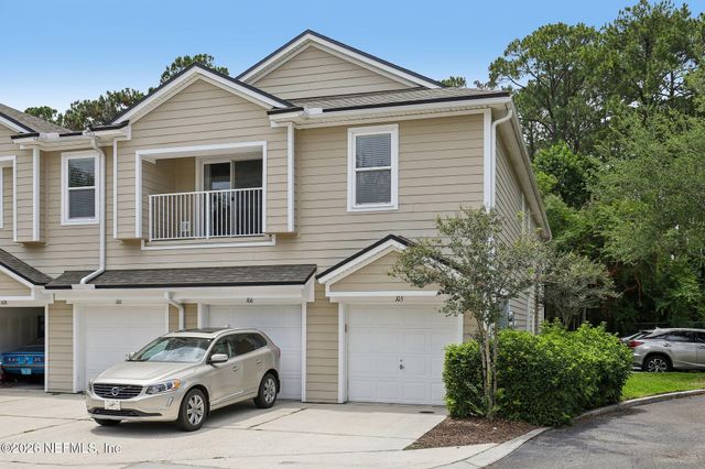 7039 DEER LODGE Circle 105, Jacksonville, FL 32256